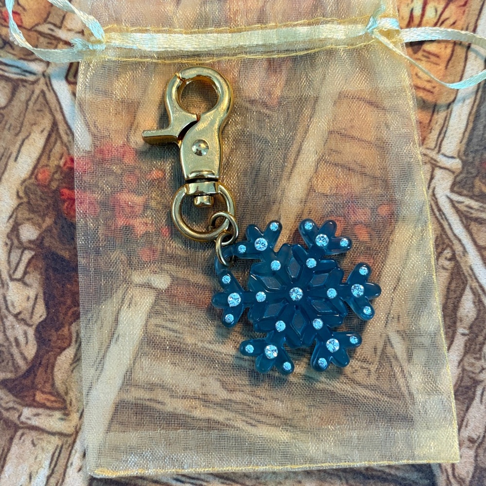 "Bag Charm" Snowflake Joan Rivers Classics Collection